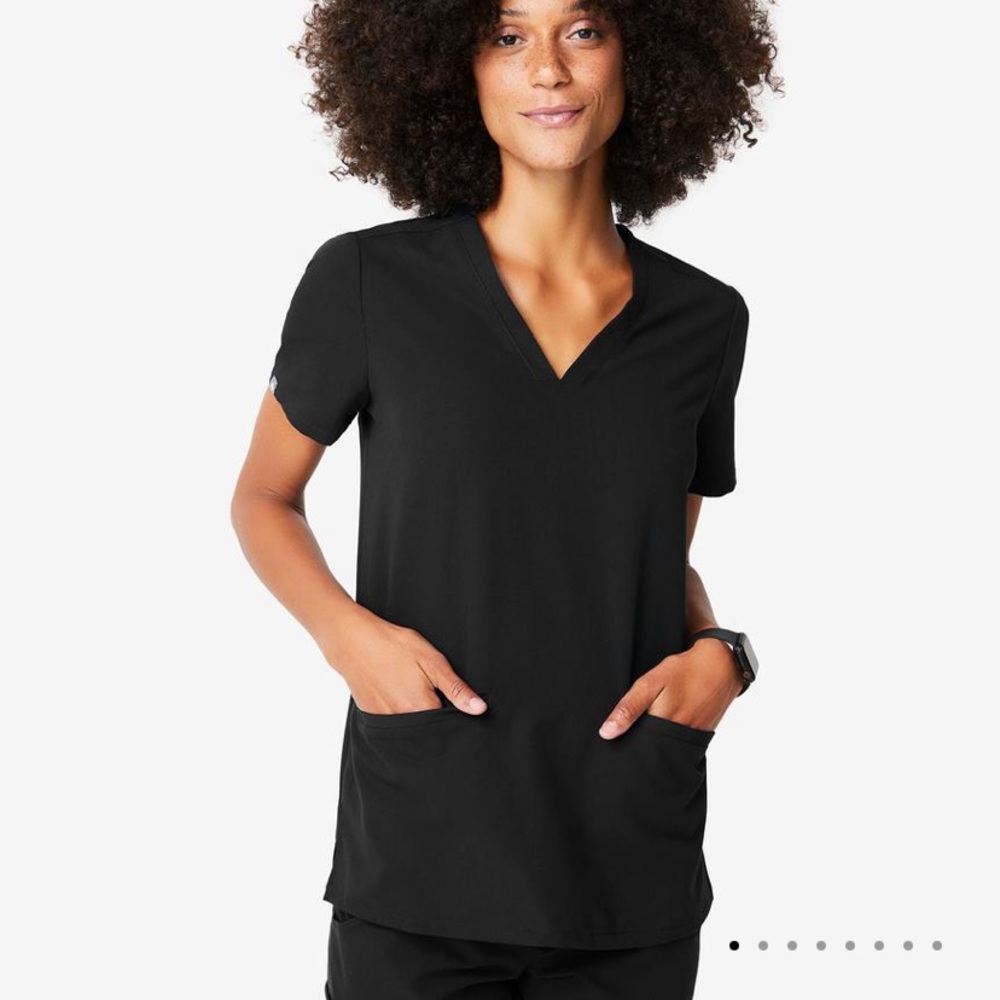 Figs black casma scrub top